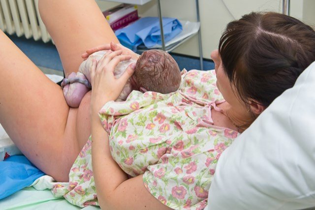 Szpital „na Karowej” wysoko w rankingu „Maluchy na brzuchy”